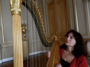 Palais Royal: la harpe de Marie-Henriette